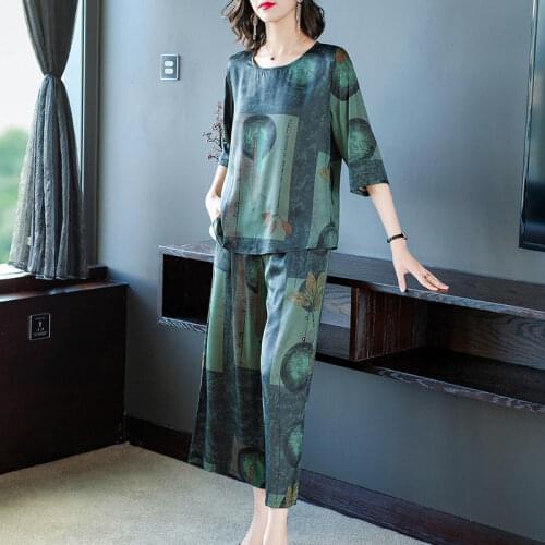 Green Ice Silk Printed 2 Piece Sets Middle-aged Women Plus Size 4XL O-neck Top + Wide Leg Pants Suits Korean Womens Set Y892