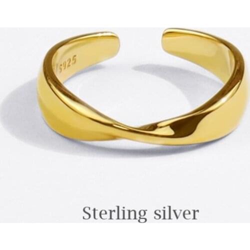 Sole Memory Twisted Distortion 925 Sterling Silver Female Resizable Opening Rings SRI783