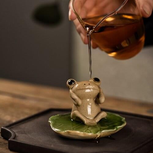 Jingdezhen Ceramic Frog Tea Pet Miniatures 13 expression styles Mini Frog Sculpture Model Ornament Crafts figurines Home Decor