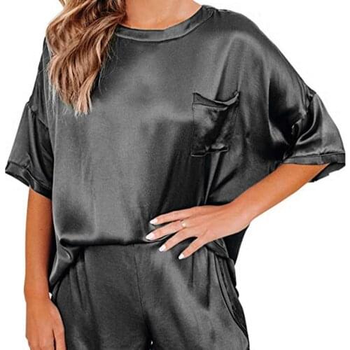 Stylish Women Pajama Set Satin Solid Color Breathable Two Piece Short Sleeve Top Shorts Women Sleepwear Set for Wedding Night