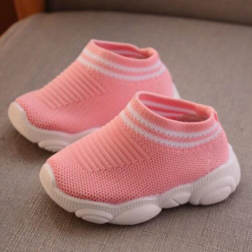 2019 new bear shoes, female baby soft sole one foot socks shoes, Korean version of the striped boy sleeve shoes