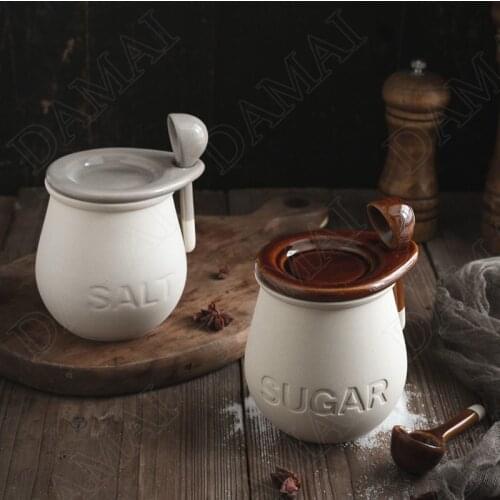 Japanese Ceramic Storage Jars with Lid Retro Decorative Sugar Bowl Kitchen Condiment Dispenser Mini Salt Jar Canister Sets