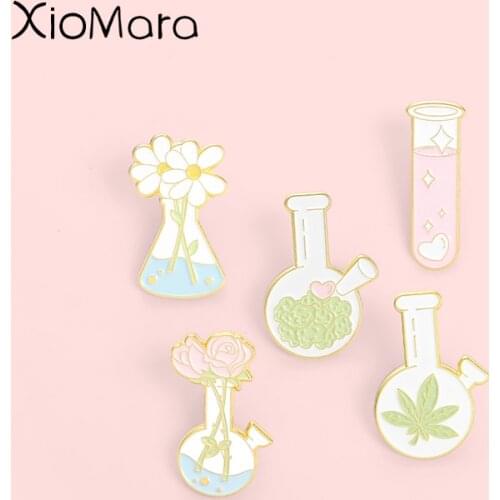 Rose Lovers Enamel Pins Custom Flask Test Tube Daisy Plant Lover Lab Brooches Lapel Badge Bag Science And Chemistry Jewelry Gift
