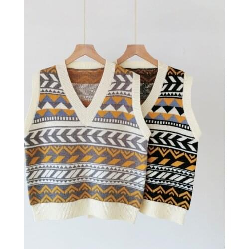 2021 autumn and winter clothing new jacquard geometric pattern knitted vest women Korean loose V-neck sleeveless sweater
