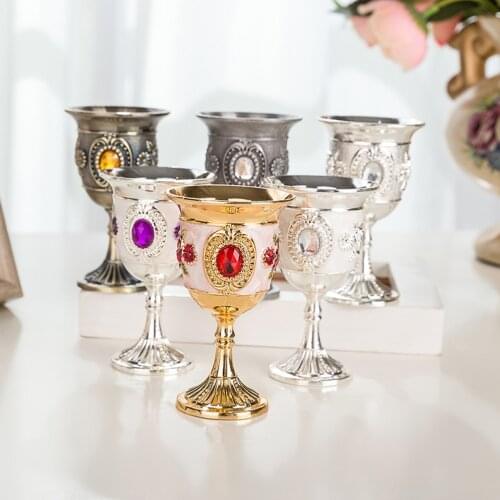 Inlay Style Zinc Alloy Goblet Goblet Carved White Glass Stem-cup Stemware for Home Bar Party