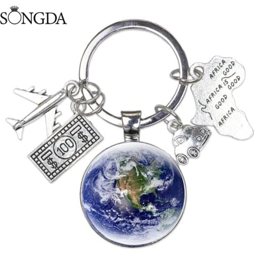 New Creative World Airplane Map Alloy Pendant Keychain Glass Art Picture Handcraft Key Ring Unisex Jewelry Decorations Gifts