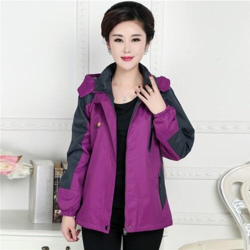 2020 Spring Autumn New Women Jacket Middle-aged Long Sleeve Sports Coat Hooded Windbreak Female Zipper Jacket Plus Size 4xl R958