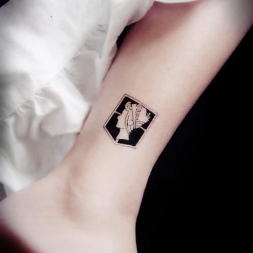 Attack on Titan Shingeki no Kyojin Wall Sina cosplay Animation Cartoon logo tatoo tattoo 3.8*3cm Sticker XR021