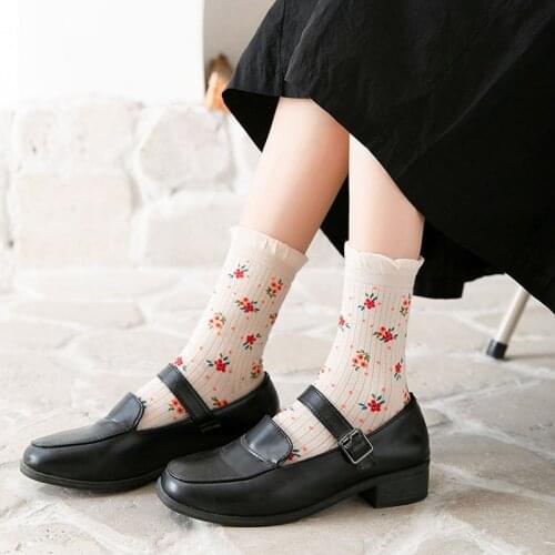New Fashion Women Socks Autumn Comfort Flower Socks Girls Preppy Style Printed Breathable Cute Casual Cotton Socks Lady Quality