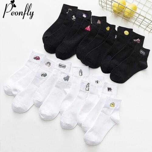 Peonfly Embroidery Cartoon Duck Dog Car Expression Happy Socks Women Ventilation Cotton Black White Socks Autumn Winter Fashion