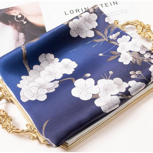 2021 New 100% Real Silk Scarf for Women Luxury Pure Natural Silk Shawls Wraps Pashmina Neckerchief Head Scarf Muffler Foulard