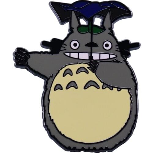 Totoro with umbrella enamel pin-Seems a new neighbor is coming,I think it should be you