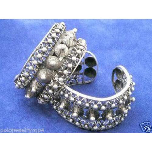 Free shipping >>>>>>Jewelry minority "MIAO ZU" bracelet a pairs