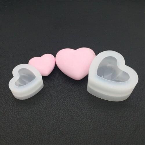Heart Shape Crystal Epoxy Mould Stereo 3D Mirror Love Pattern Silicone Mold Practical DIY Handcraft Soap Candle Making Tools
