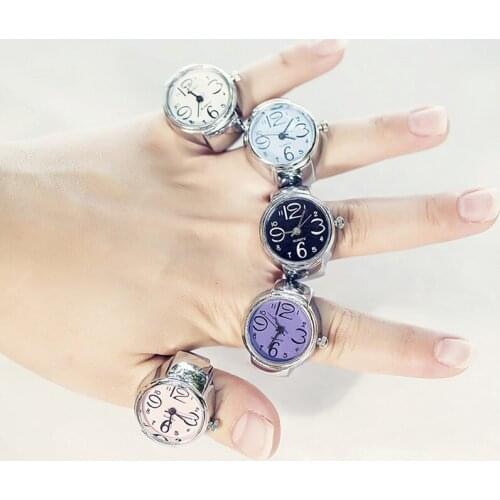 Fashion Ring Watch Women Men Stretch Quartz Finger Watches Rings Creative Fashion Steel Round Elastic Quartz Watch Birthday Gift