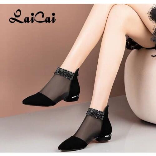 AB Low-heeled Shoes