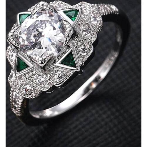 Huitan Womens Vintage Rings with Shiny White/Green Cubic Zirconia Personality Female Finger Ring Retro Party Jewelry Drop Ship