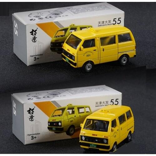 Xcartoys 1:64 Tianjin Dafa Taxi Santana Cherokee Brave Warrior Simulation Model Car