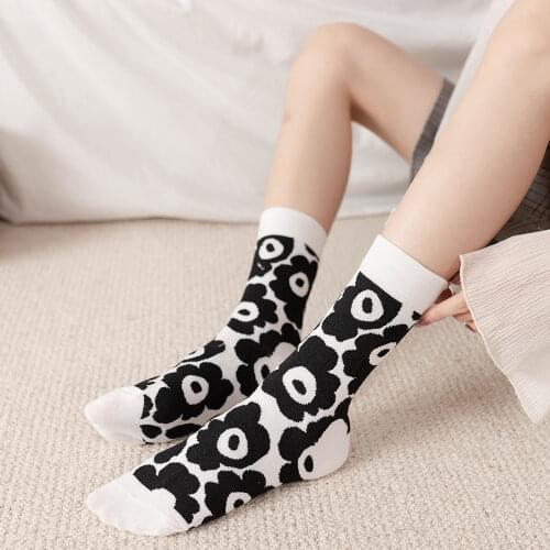 White socks striped black woman calcetines harajuku women skarpetki meias meia calcetas cute vintage funny divertidos chaussette