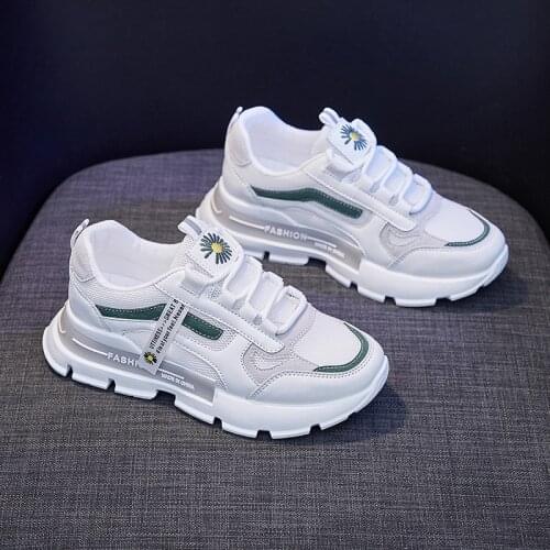 White Womens Shoes 2021 Summer Breathable Mesh Sports Shoes Women Platform Sneakers Non Slip Flat Running Shoes Casual Shoes