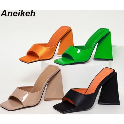 Aneikeh 2021 Triangle Heel Zapatillas Mujer Women Shoe Summer Solid Slippers Square Toe PU Slides Outside Size 35-42 New Fashion
