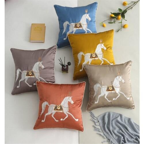 50*50cm Running horse Sofa Pillowcase Pink Cushion Cover Throw Pillow Case Home Sofa Bed Chair Decoration 17.72x 17.72inch