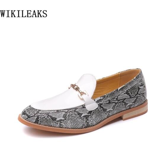 Snake Formal Shoes Men Classic Coiffeur Italian Dress Designer Shoes Loafers Men Big Size Slip Dress Evening Men Shoes Leather