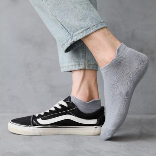 New Summer Mens Socks Thin Section Fashion Simple Wild Breathable Deodorant Cotton Ankle Socks Boat Socks Shallow Mouth Socks