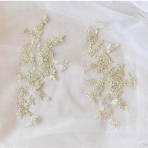 2 Pieces/1 Pair 28*12.5cm Gold Embroidery Lace Patch in Mirror Venice Flower Lace Applique Sew On for Clothe Garment Dress
