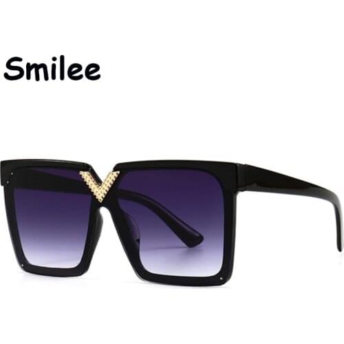 Vintage Oversized Square Sunglasses Women 2021 Luxury Brand Large Frame Women Sun Glasses Black Pink Greeen Shades V Decorative