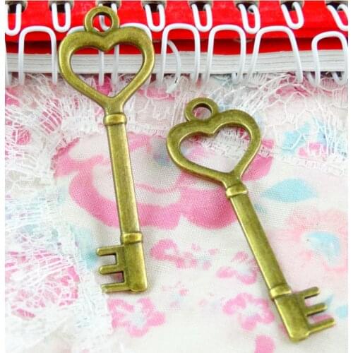 30PCS 50*18MM Antique Bronze Plated Zinc Alloy Heart Key Charms Pendants Diy Jewelry Findings Accessories