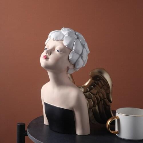 Nordic Luxury Angel Wings Girl Decoration Character Sculpture Home Decoration Desktop Furnishings Resin Figurine Wedding Gift
