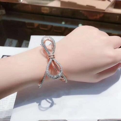 New LIFELONG BOW Bracelet Womens Fine Crystal Stereo Style Give Mom and Girlfriend the Best Romantic Birthday Gift