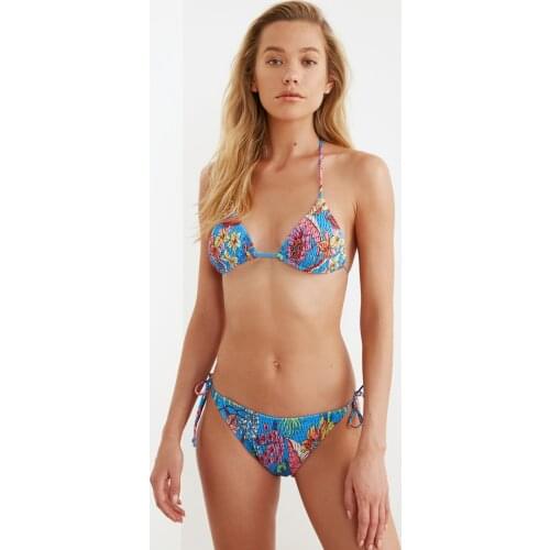Trendyol Flower Decorated Gipeli Bikini Bottom TBESS21BA0151