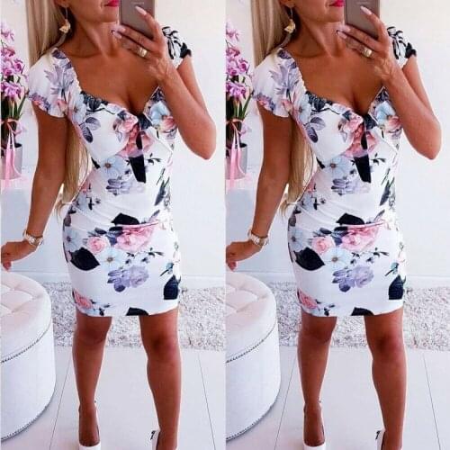 2021 Summer Ladies Mini Tight Dress Sexy Ladies V-neck Printed Beach Skirt Short-sleeved Dress Sexy Printed Waist Bag Hip Dress