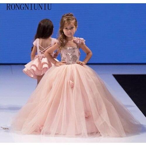 2019 New Flower Girls For Party And Wedding Custom Made Pink Floor Length Ball Gown First Communion Dress Princess Appliques