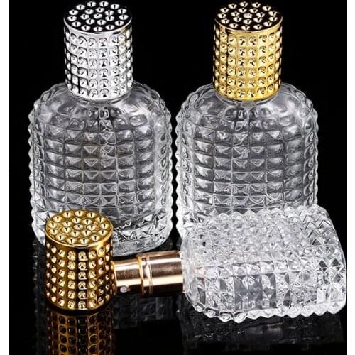 1 Pcs 30ml 50ml New Style Pineapple Portable Glass Perfume Bottle With Spray Empty With Atomizer Refillable Bottles Spray bottle