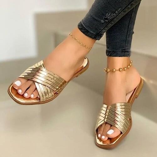 Ladies slippers beach summer beach shoes 2021 new ladies non-slip golden flat slippers outdoor shoes women casual sandals