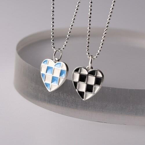 Morivovog 925 Sterling Silver Checkerboard Pendant Necklace Ladies Elegant Creative Lattice Heart Necklace Simple Fine Jewelry