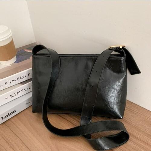 Womens single shoulder diagonal soft pu small square bag vintage bucket bag casual simple small satchel