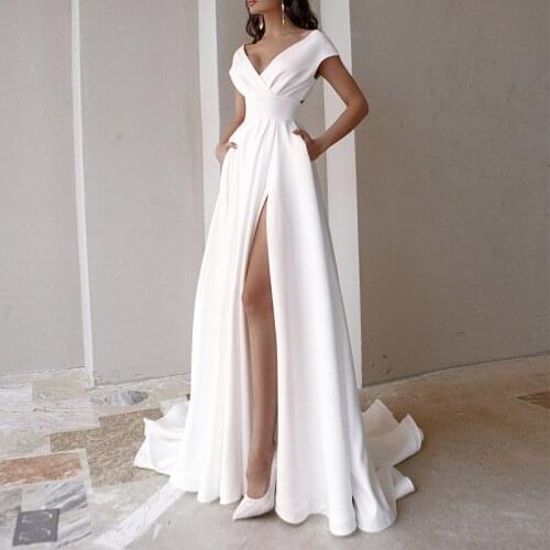 V-Neck Wedding Dress Fashion Short Sleeve Train Slit A-Line Bridal Gown with Pockets