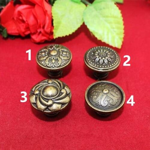 Vintage Furniture Handle Flower Knobs and Handles Door Handle Cupboard Drawer Kitchen Pull Knob Hardware,Pattern Carved,1PC