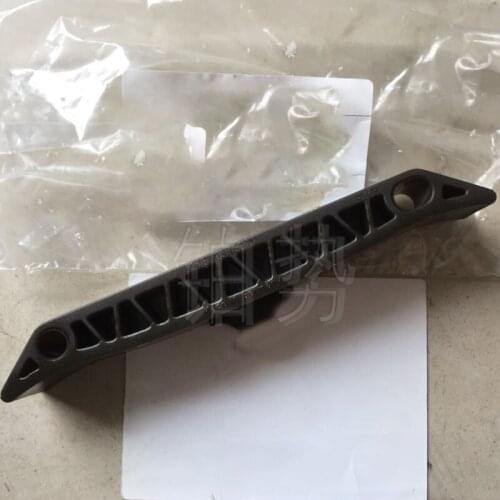 Car Timing chain slide rail assembly 2003-2006Por sch eCa yen ne Engine timing chain guard rail Chain guide base Timing guard