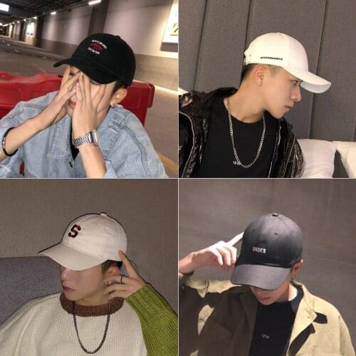 Mens and Womens Adjustable Baseball Caps Fashion Hip-hop Letters Embroidered Sun Helmet