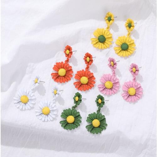 Cute Flower Earrings Women Fresh Sunflower Accessories Girls Sweet Candy Daisy Summer Flower Elegant Female Dangle Earrings