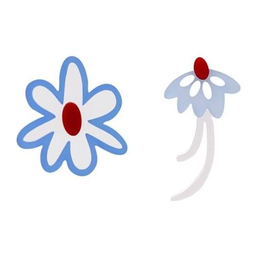 Original Design Cute Asymmetric Abstract Art Blue Flower Clip Earrings Hipster Acrylic Resin Flower Ear Clips for Women Female