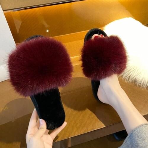 2021 New Fashion Outer Wear Ladies Sandals and Slippers Flat Bottom All-match Thick Bottom Slippers Furry Slippers for women