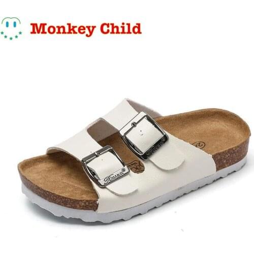 New Summer Boys Slippers For Children Cork Sandals Outdoor Non-slip Soft Leather Girls Beach Shoes kids Fashion Sport Slipp