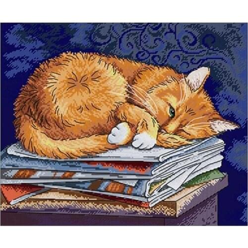 Lazy cat on the book patterns Cross Stitch 11CT 14CT DIY wholesale Cross Stitch Kits Embroidery Needlework Sets home decor