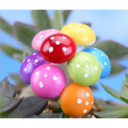 10Pcs/lot Kawaii Zakka Resin Foam Mushroom Succulents Anime Cartoon Figure Moss Micro Landscape Fairy Garden Miniatures KS 014